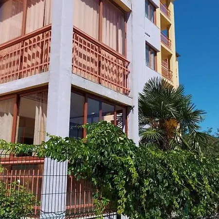 златна дюна-фешева Apartment Nessebar